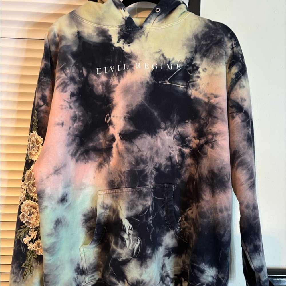 Civil Regime Tie-Dye Flower Hoodie